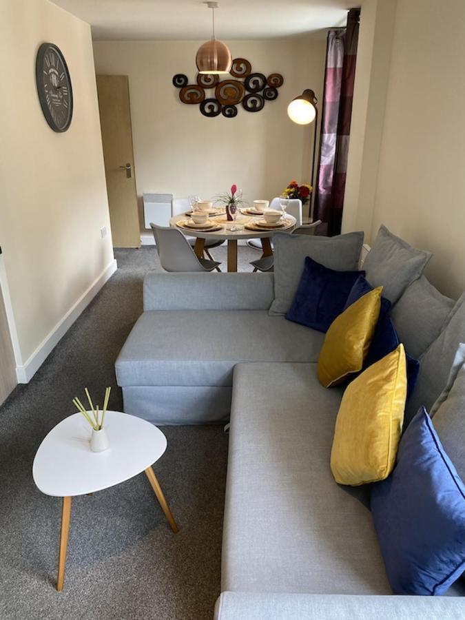 سوثامبتون Stylish Two Bed City Apartment With Secure Parking المظهر الخارجي الصورة